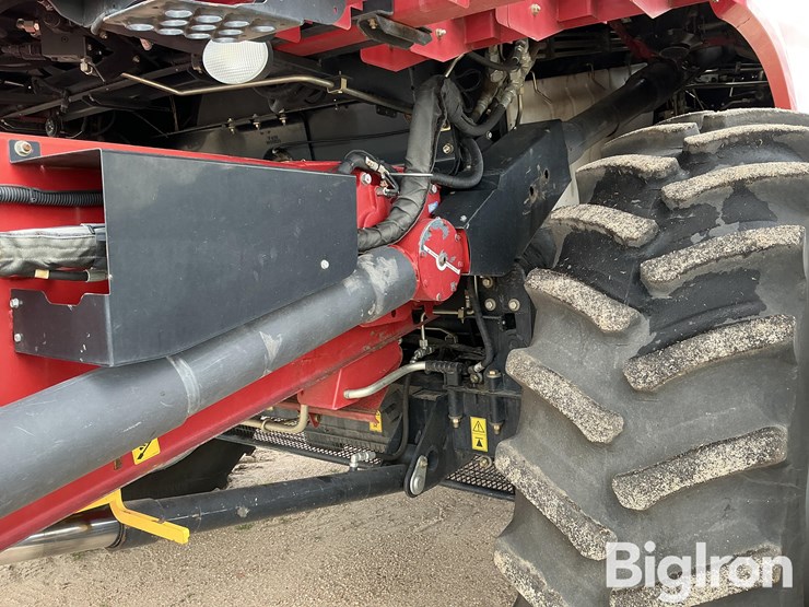 2012-case-ih-8230-image-18