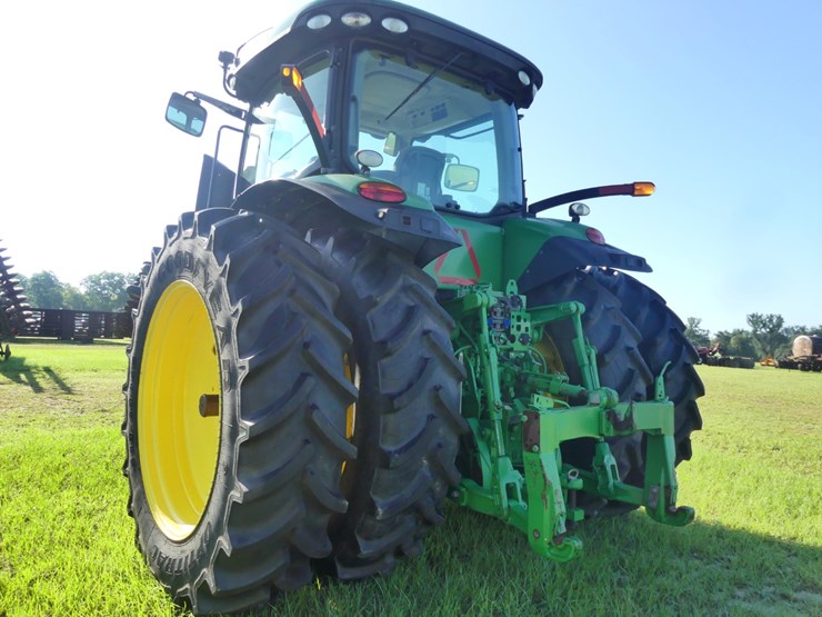 2020-john-deere-7210r-image-4