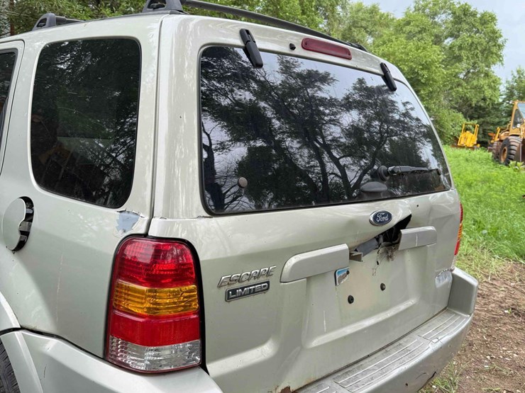 2003-ford-escape-image-10