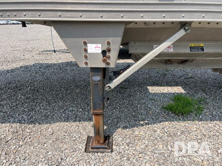 2015-timpte-grain-trailer-image-36