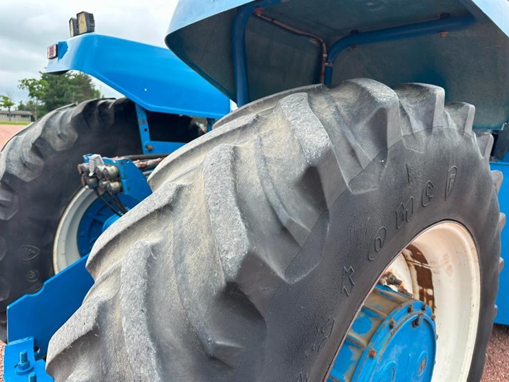 2000-new-holland-9384-image-8
