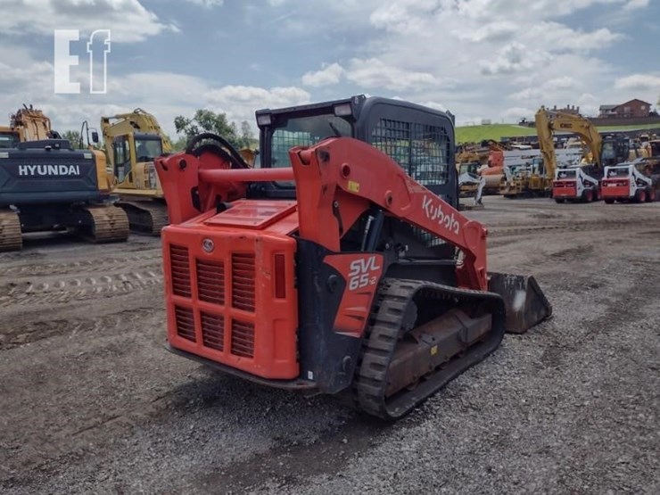 2021-kubota-svl65-2-image-39