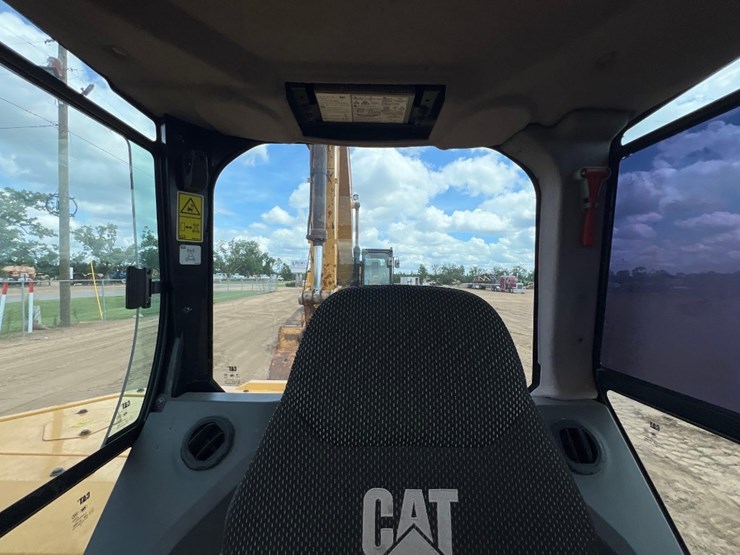 2022-caterpillar-306cr-image-40