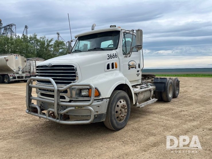 2006-sterling-day-cab-truck-(jn2505)-image-1