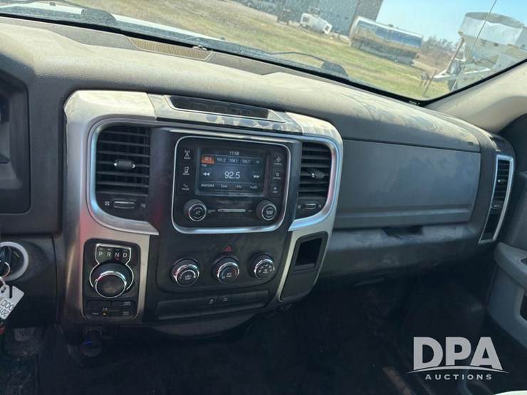 2015-dodge-ram-1500-image-45