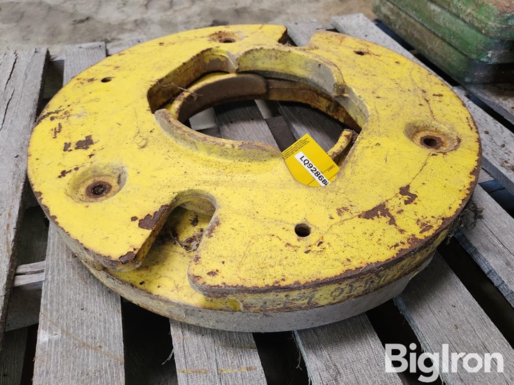 john-deere-100lb-wheel-weights-image-1