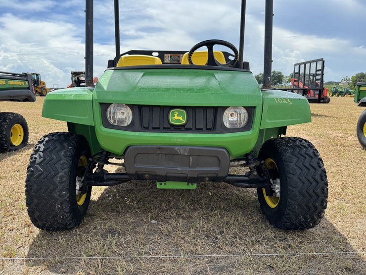 john-deere-gator-image-3