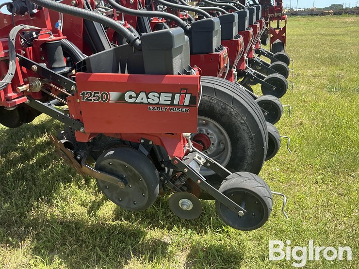 2013-case-ih-1250-image-14