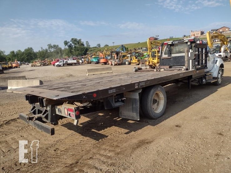 2013-ford-f650-xlt-image-34