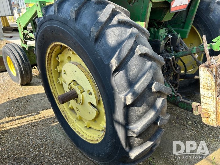 john-deere-4430-image-14