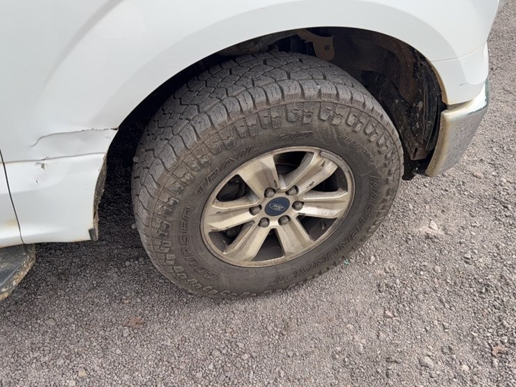 2016-ford-f150-image-5