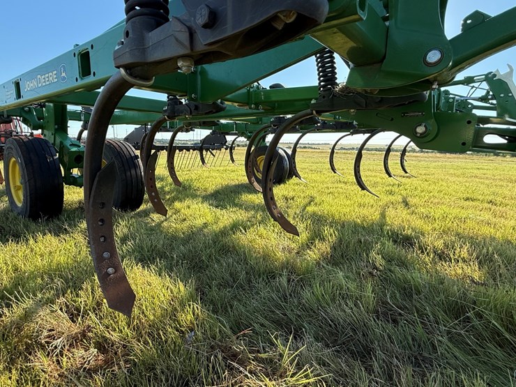 john-deere-2430-image-14