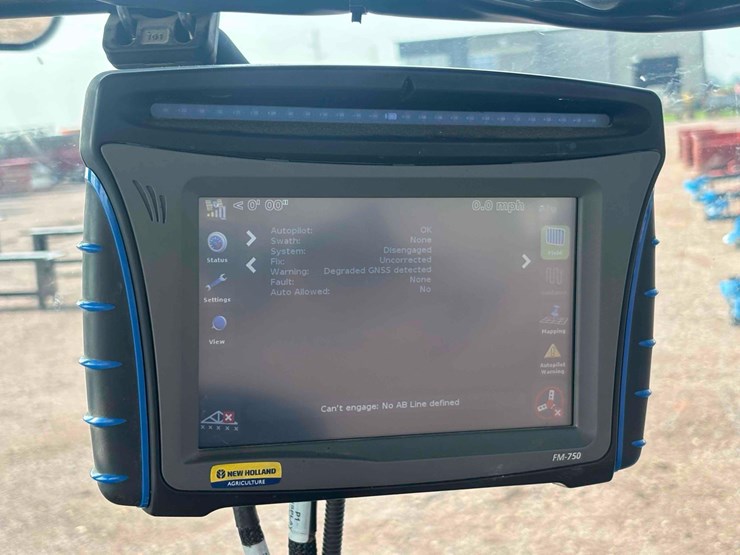 2012-new-holland-t8.360-image-51