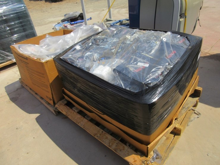 (2)-pallets-of-misc-automotive-parts,-image-2