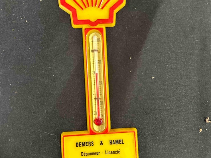 1046---misc.-shell-memorbilia-image-3