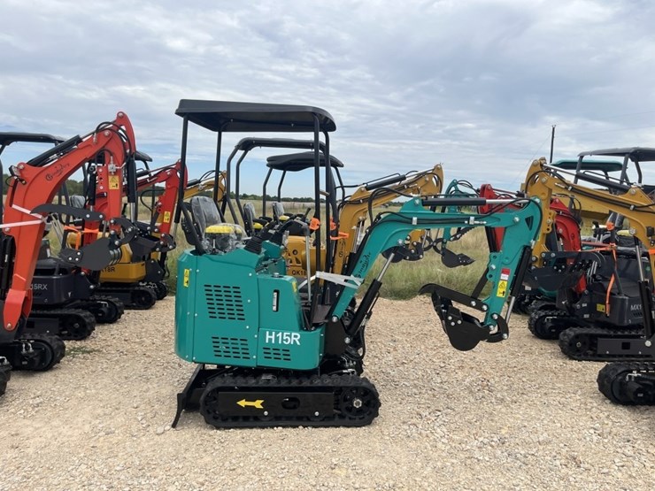 cfg-h15r-mini-excavator-image-2