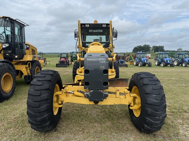 komatsu-gd555-image-2