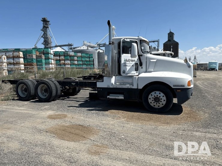 1990-kenworth-t600-image-1