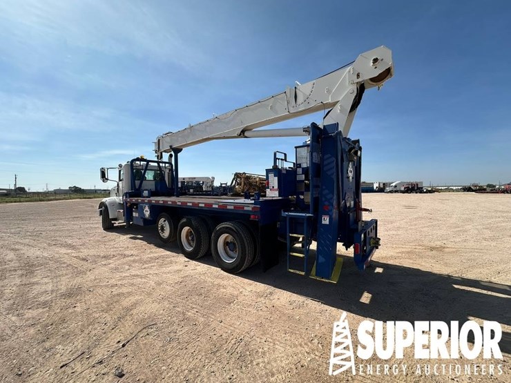 2007-peterbilt-365-image-2
