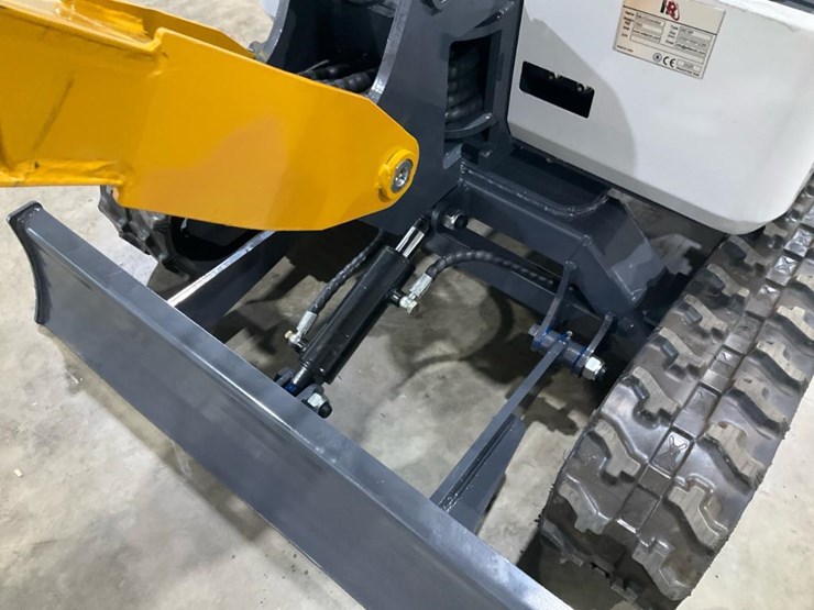 #1603-•-unused-ire18p-mini-excavator-image-12
