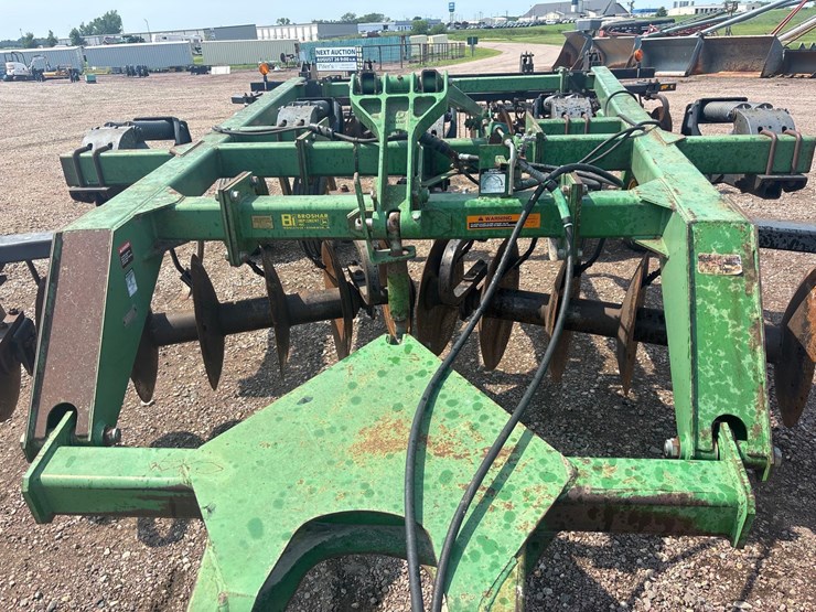 john-deere-510-image-11