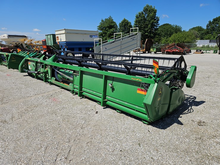2012-john-deere-625f-image-10