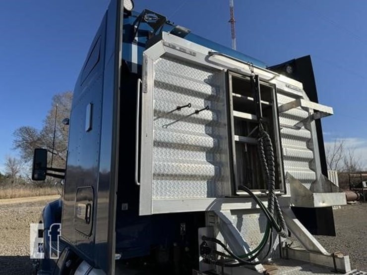 2018-kenworth-t680-image-8
