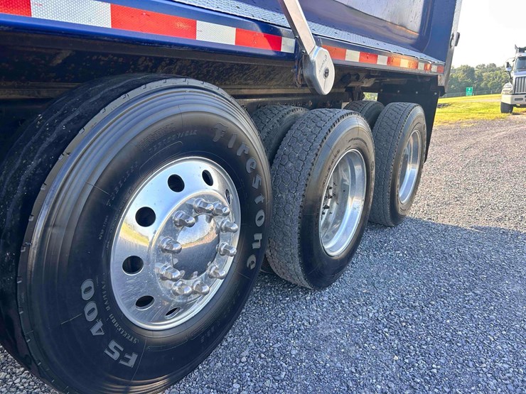 2021-western-star-4700sf-image-10