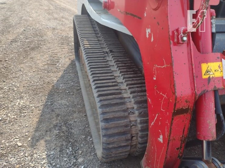 2017-takeuchi-tl12r2-image-35