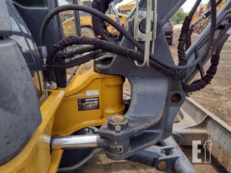 deere-60g-image-26