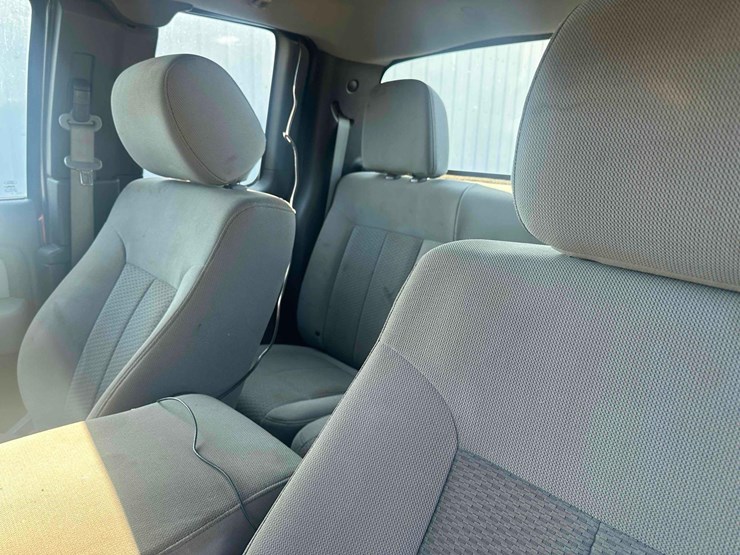 2014-ford-f150-image-12