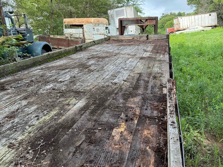 1989-top-hand-gooseneck-92-1/2”-x-36-flatbed-trailer-image-13