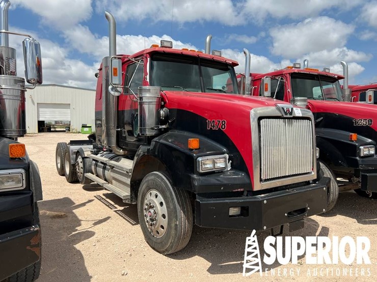 2012-western-star-4900-image-2
