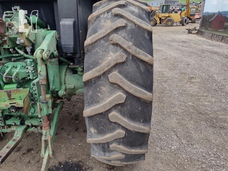 1995-john-deere-6400-image-17