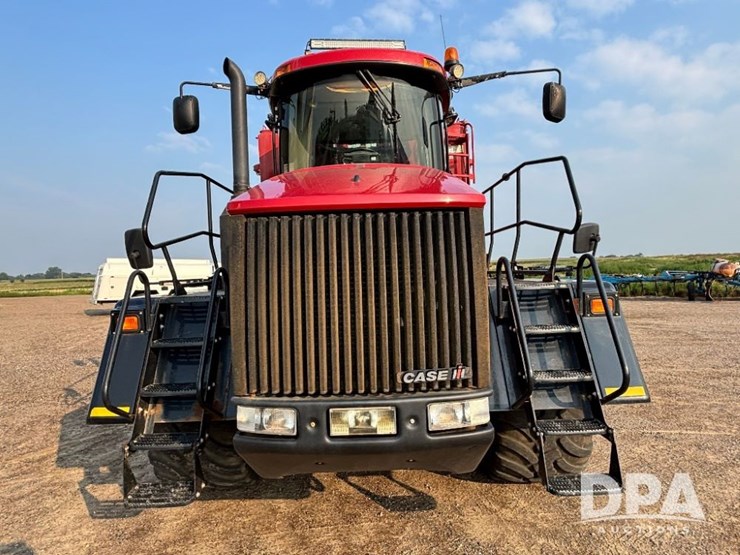 case-ih-titan-4530-image-4