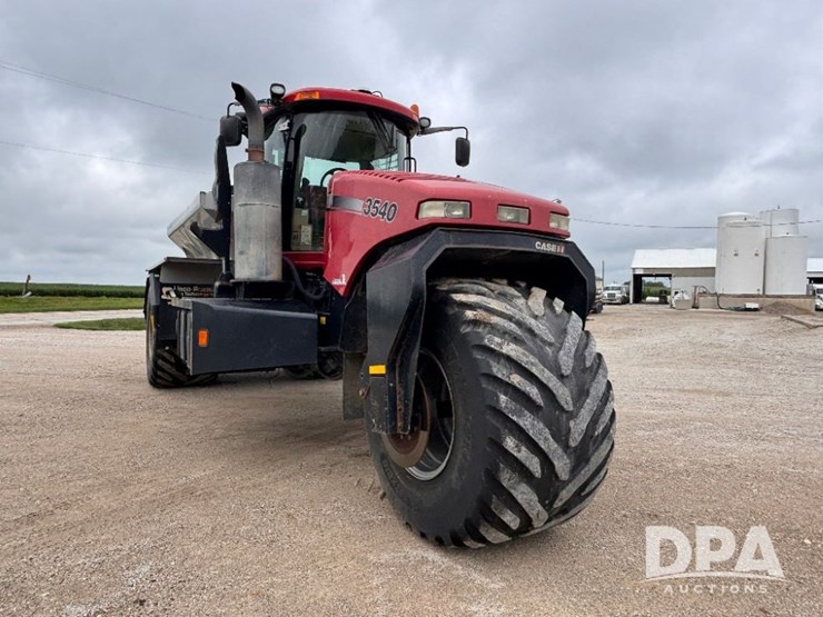 2015-case-ih-titan-3540-image-4