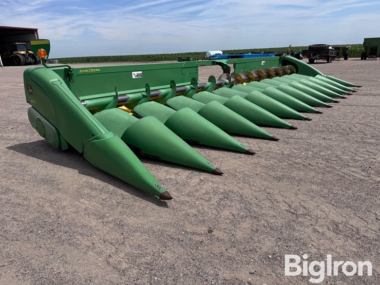 2011-john-deere-612c-image-3