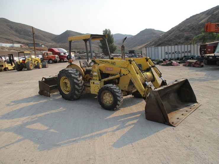new-holland-545d-image-2