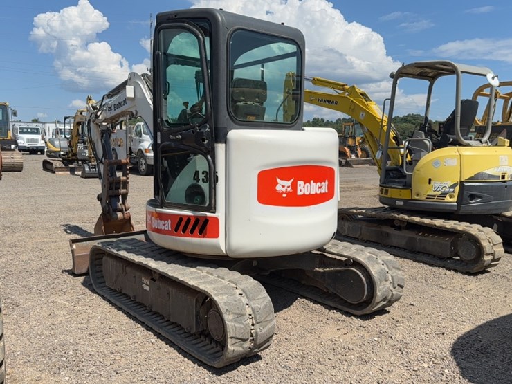 2008-bobcat-435-image-9