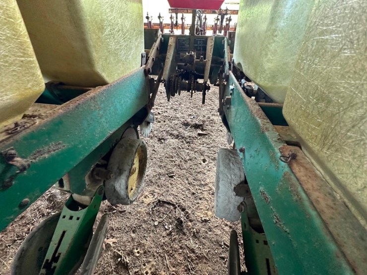 john-deere-7000-image-12