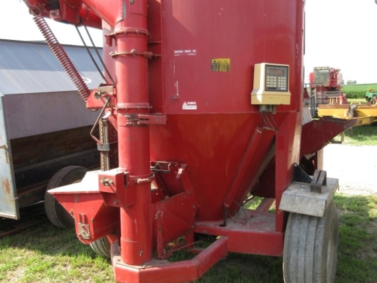 case-ih-1250-image-4