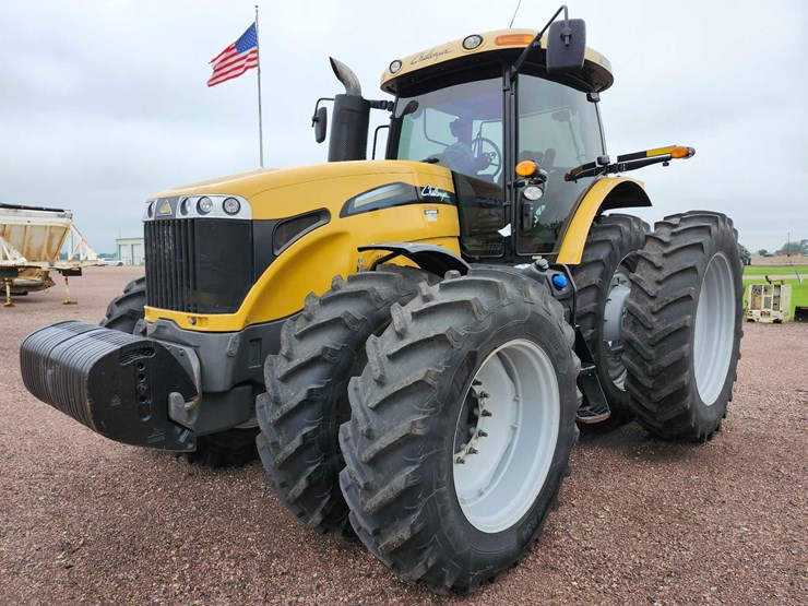 2012-challenger-mt645d-image-1