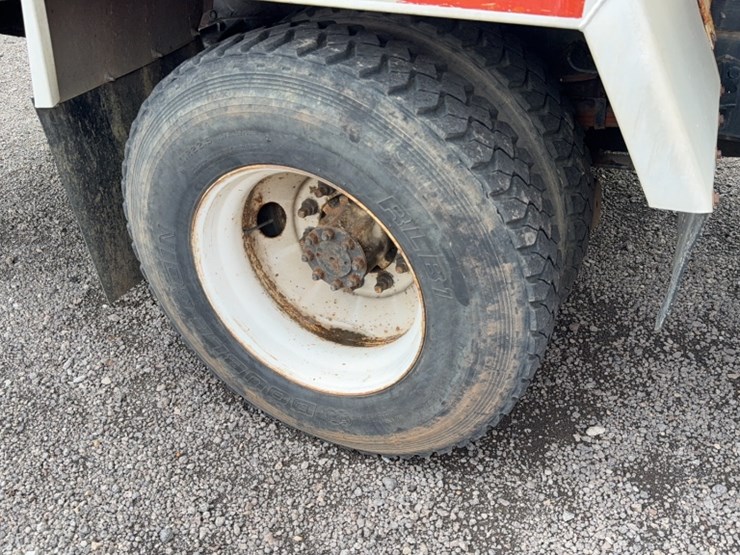 1998-international-4900-image-5