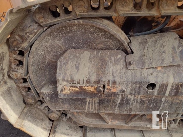 2012-case-850l-xlt-image-24