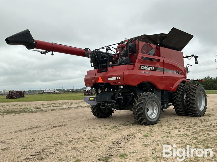2018-case-ih-8240-image-5