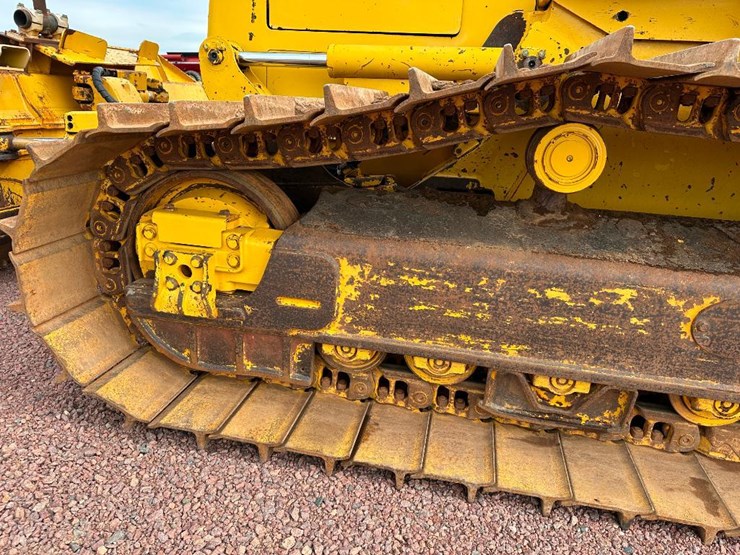 2007-komatsu-d51px-22-image-10