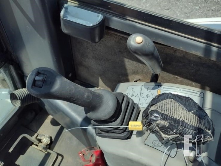 2003-bobcat-337-image-8