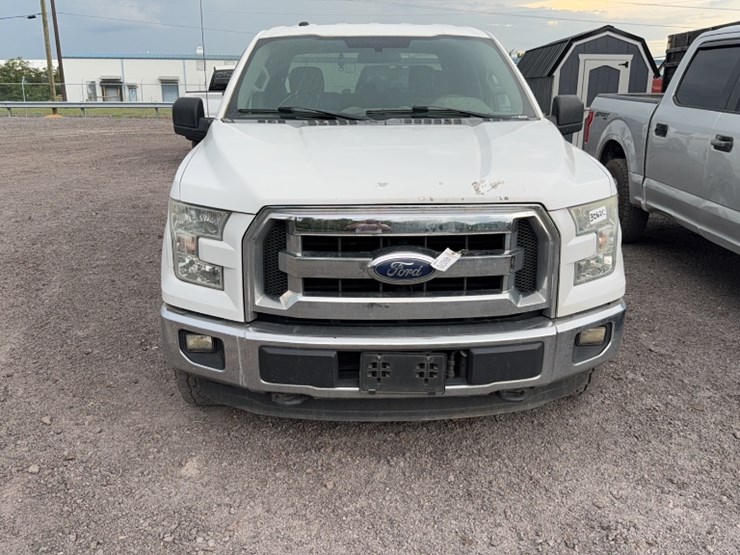 2016-ford-f150-image-2