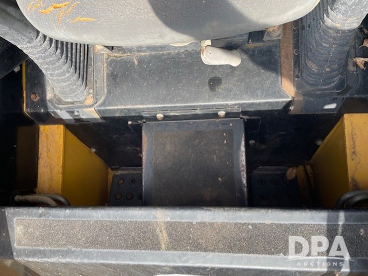 2005-john-deere-317-image-38