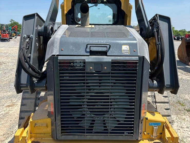 2018-deere-333g-image-9